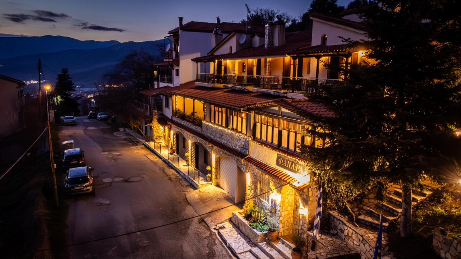 Fanaras Hotel Kalavryta Eksteriør billede