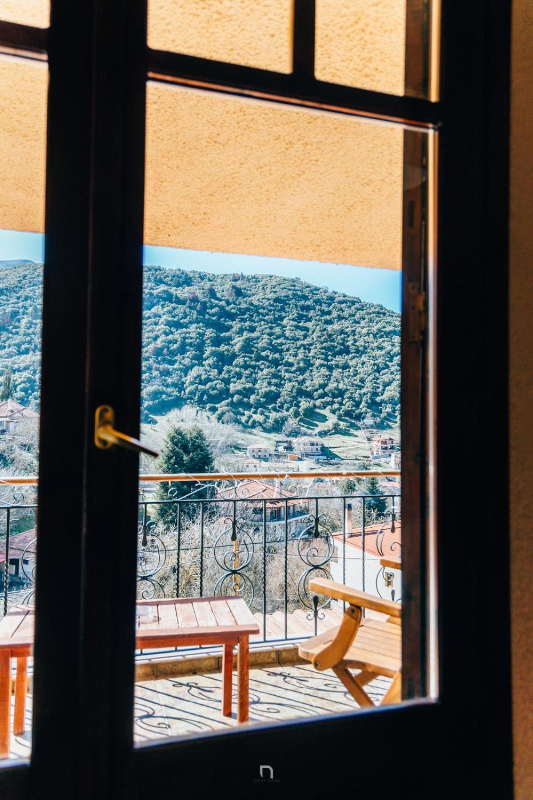 Fanaras Hotel Kalavryta Eksteriør billede